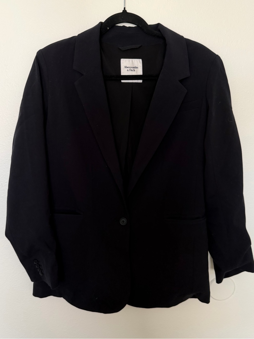 Abercrombie & Fitch Women's Black Single-Button Tailored Blazer